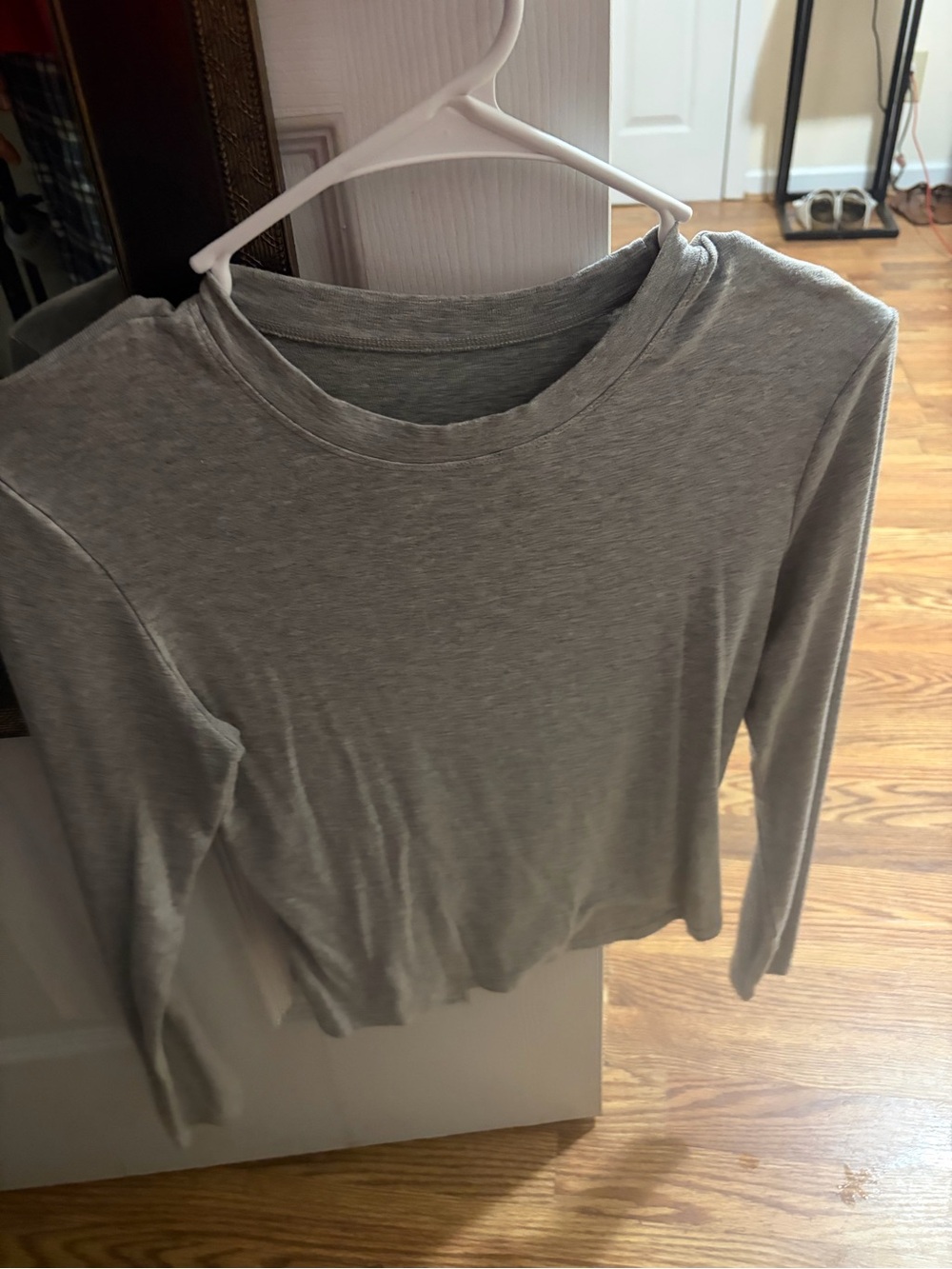 Women's Lightweight Crewneck Long-Sleeve Top - Gray